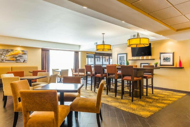 Four Points By Sheraton Chicago Westchester/Oak Brook Exterior foto